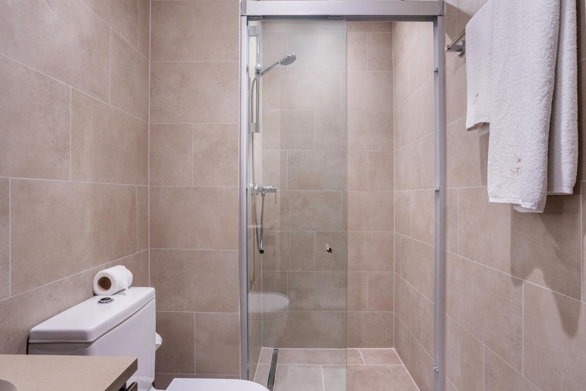 Stay By Latinem Luxury 1Br Plus Study Holiday Home Cv A2712 Near Downtown Dubai Eksteriør billede