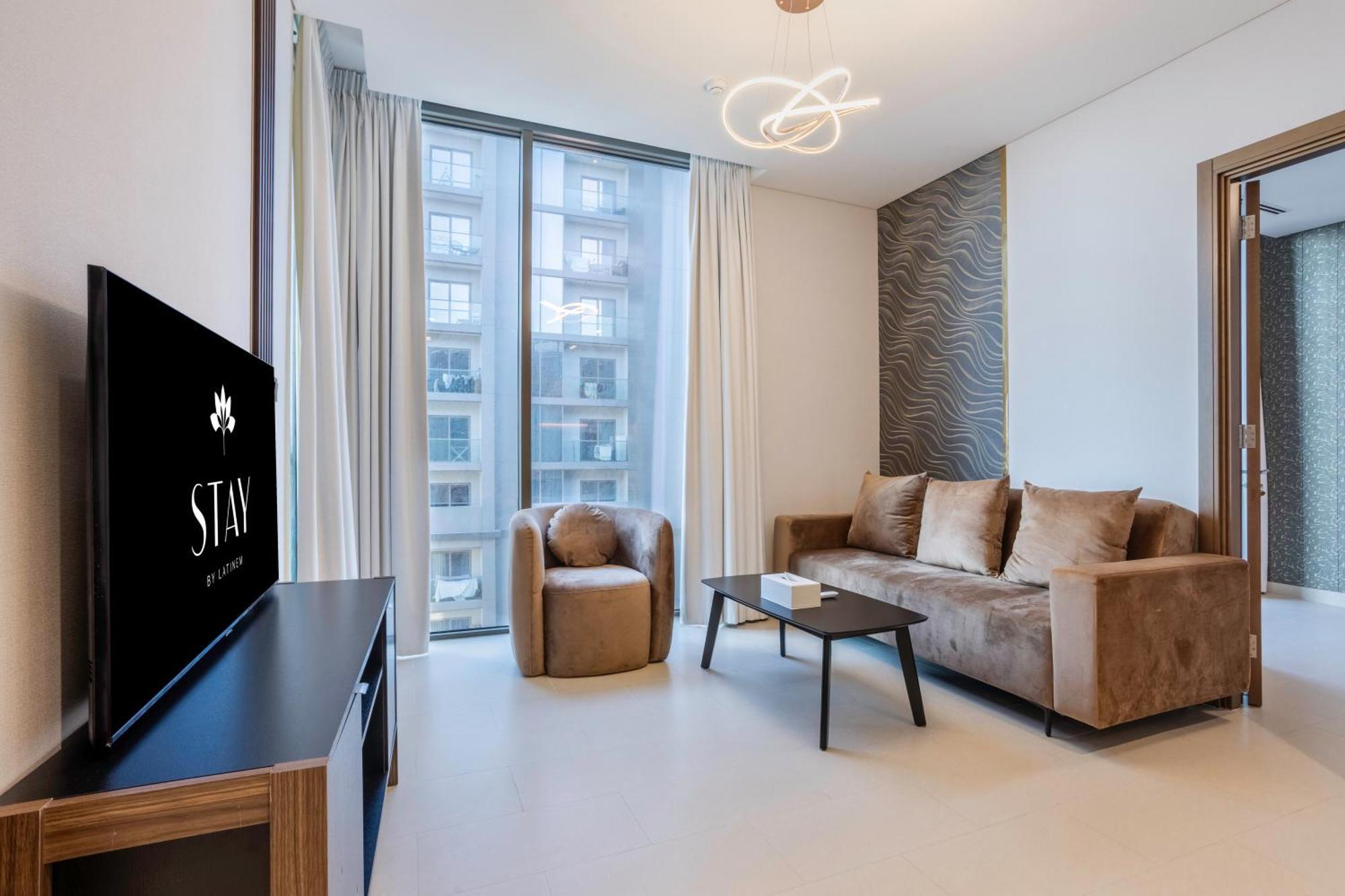 Stay By Latinem Luxury 1Br Plus Study Holiday Home Cv A2712 Near Downtown Dubai Eksteriør billede