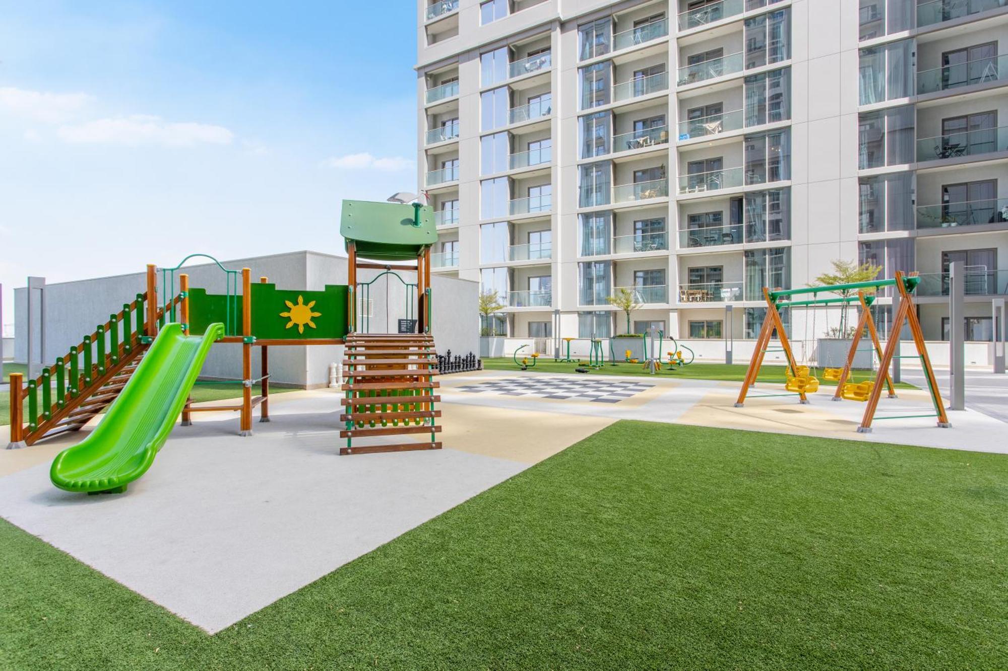 Stay By Latinem Luxury 1Br Plus Study Holiday Home Cv A2712 Near Downtown Dubai Eksteriør billede